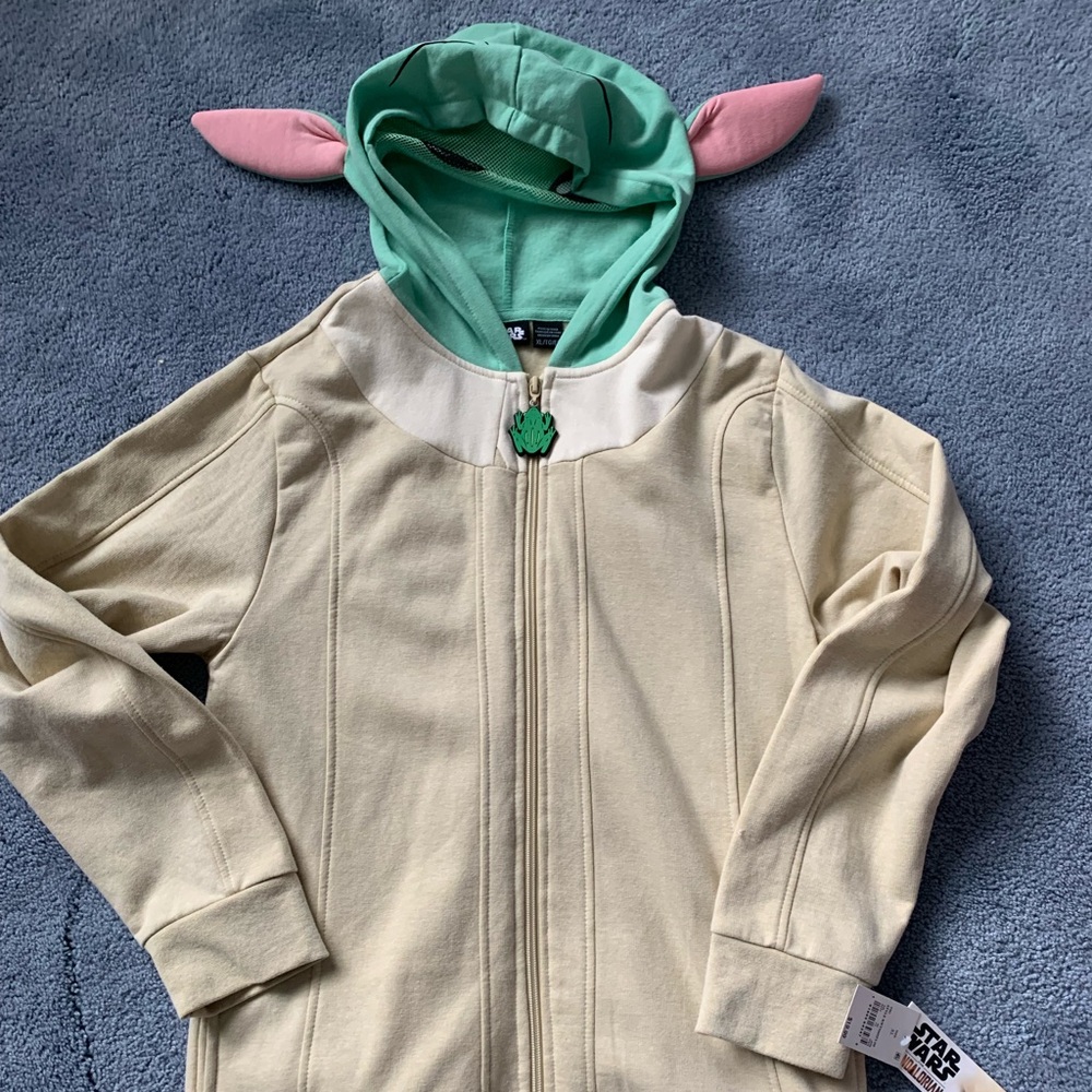 Youth Yoga zip up NWT!